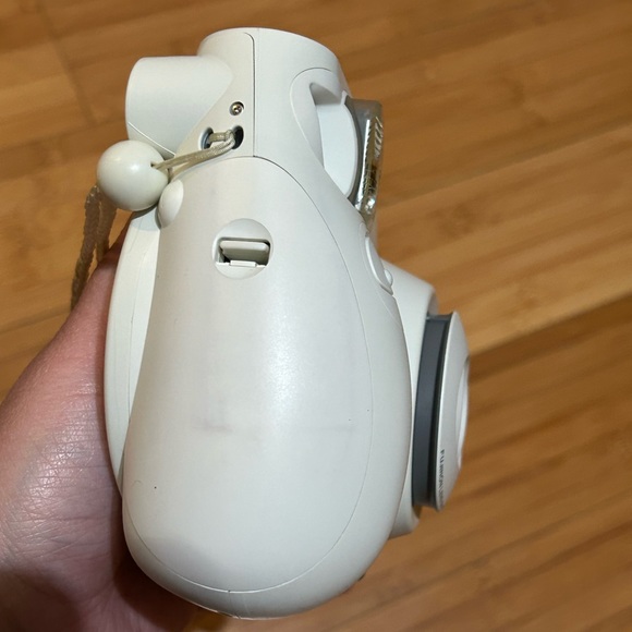 Fujifilm Instant Camera w/ case - Picture 2 of 9